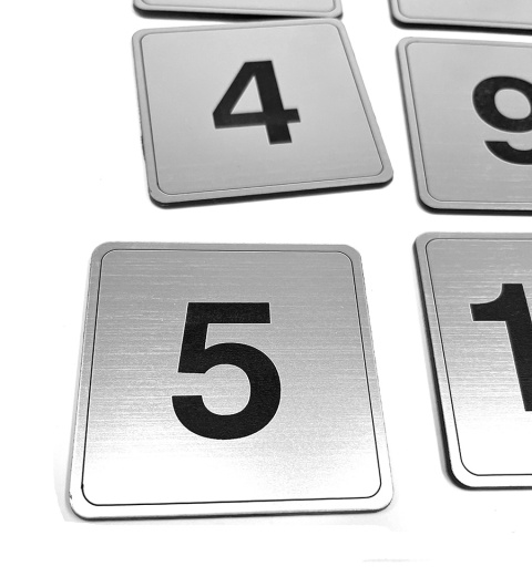 Numerki na drzwi- komplet 10 szt srebrne Numerki na drzwi- komplet 10 szt srebrne