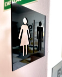 Piktogram - Toaleta damsa i męska - boczny montaż