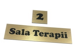 Tabliczka informacyjna z numerem, dowolna treść – laminat grawerski