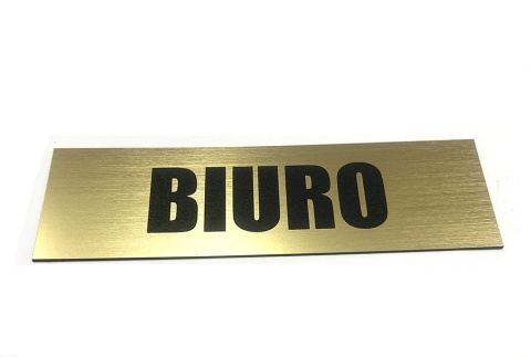 Tabliczka na drzwi z napisem BIURO